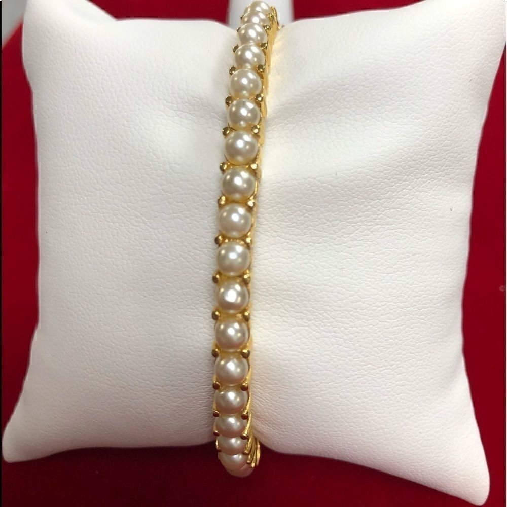 Vintage Napier signed Pearl Bangle gold-tone Bracelet